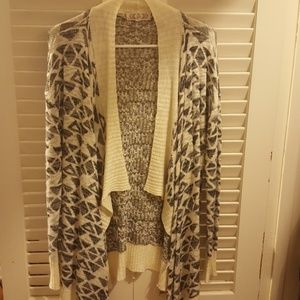 Geometric pattern cardigan